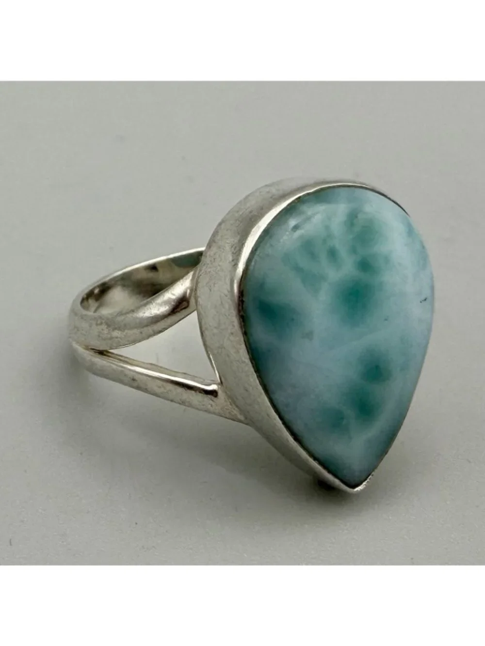 Unbranded natural larimar